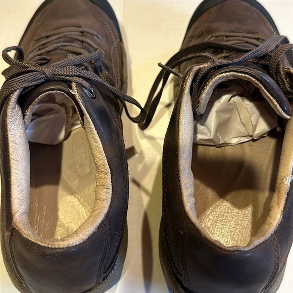 Keen leather brown Toyah lace up tennis shoes hiking that can be unisex size 8.5 - Picture 9 of 9